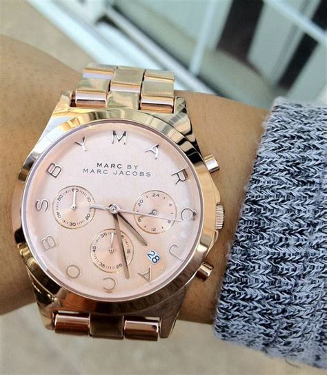 gold watch women's oversized.